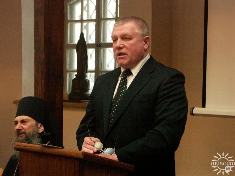 Падчас навукова-практычнай канферэнцыі ў Музеі-бібліятэцы Сімяона Полацкага. 2006